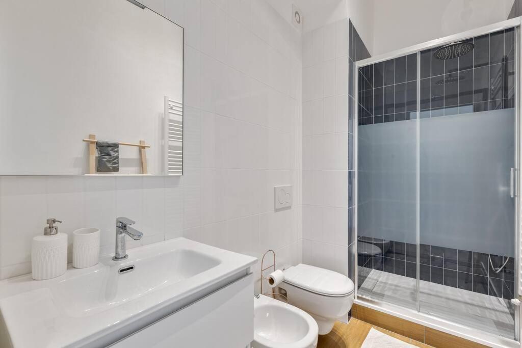 Easylife - Stupendo Bilocale Lodi Fondazione Prada Hotel Milan Luaran gambar